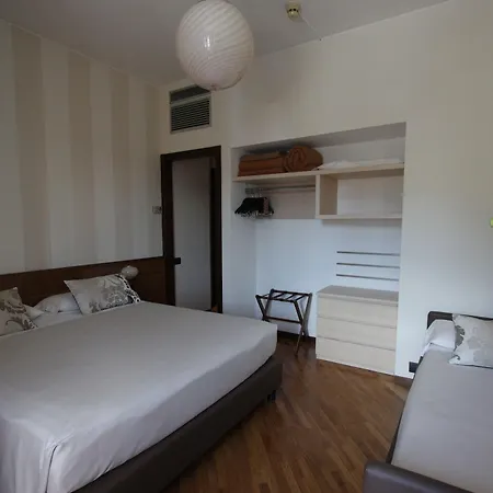 Ξενοδοχείο Park Meuble 3*
