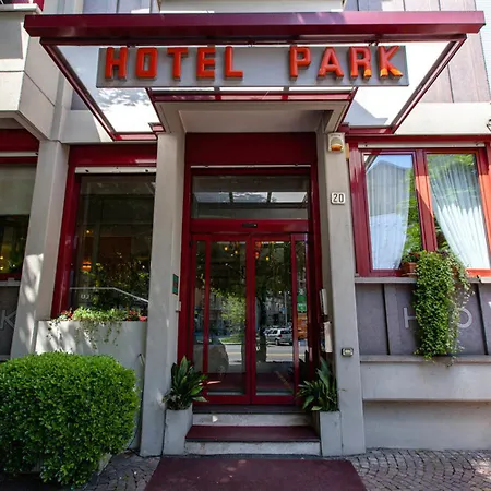 莫布尔公园酒店 酒店