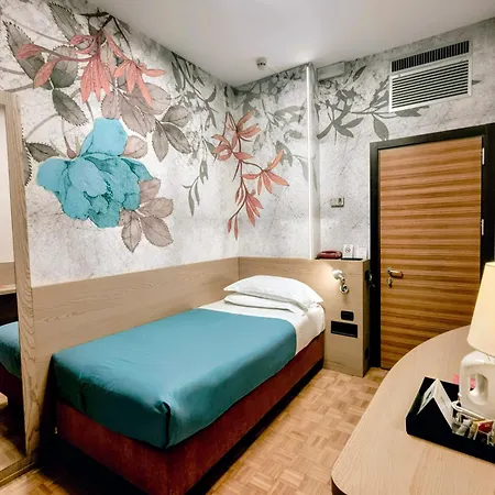 Park Meublé Hotel 3*