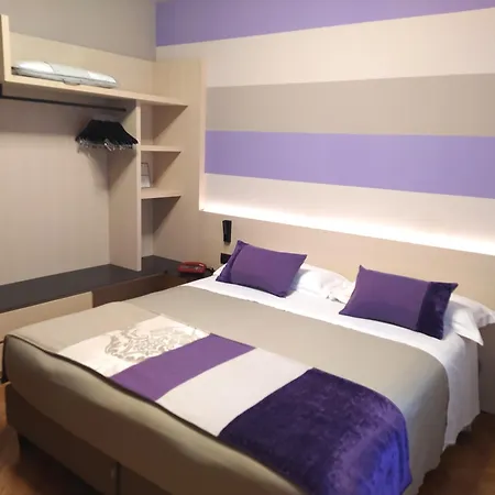 بارك موبلي 3* كومو