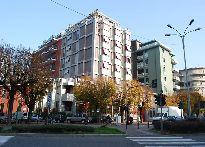 Park Meuble 3* Комо